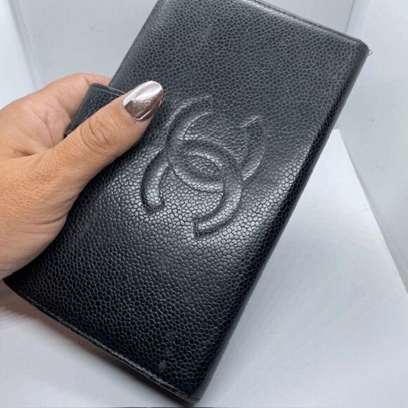 Authentic Vintage Chanel Black Caviar Leather Long Designer Wallet - Picture 6 of 16
